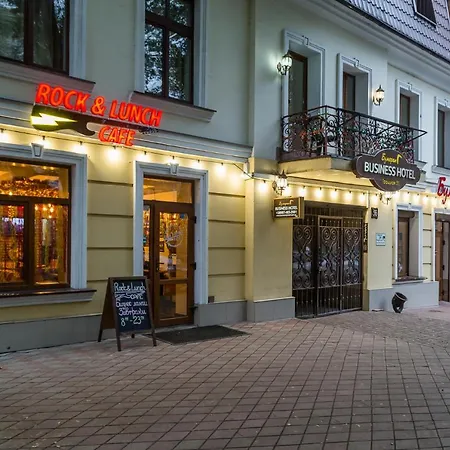 Boomerang Business Hotel 3*