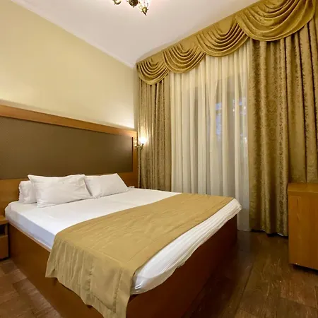 Boomerang Business Hotel