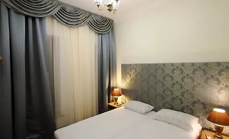 Boomerang Business Hotel 3*