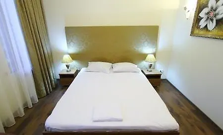 Hotel Boomerang Business