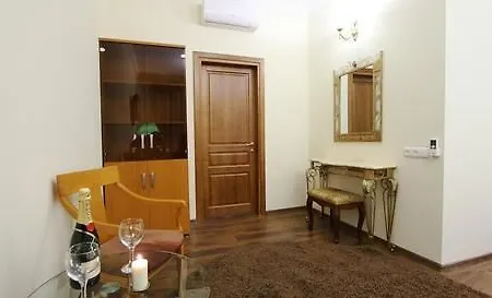Boomerang Business Hotel