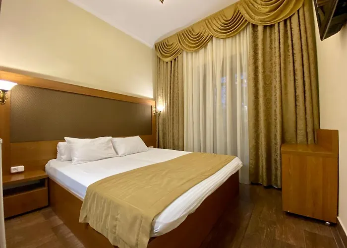 Boomerang Business Hotel