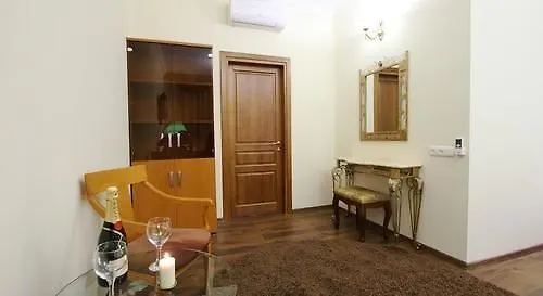 Boomerang Business מלון